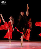 虽然斯人已逝，但是大师的作品还在继续上演，从来未曾失去活力