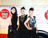 阿佳组合时尚先生盛典性感亮相