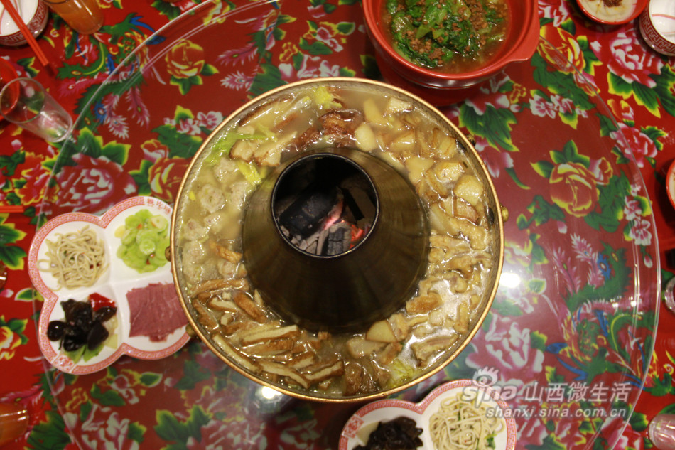 木炭铜火锅该怎样 怎样去木炭铜火锅的铜锈