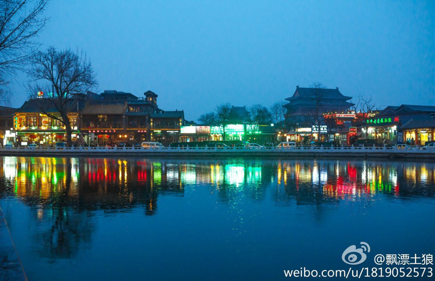 现在北京后海晚上划船要多少钱一个小时,两个