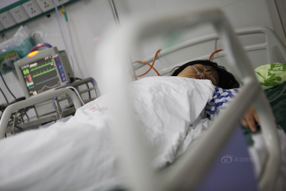 寻找一部女主女主因车祸重生回到了过去的小说