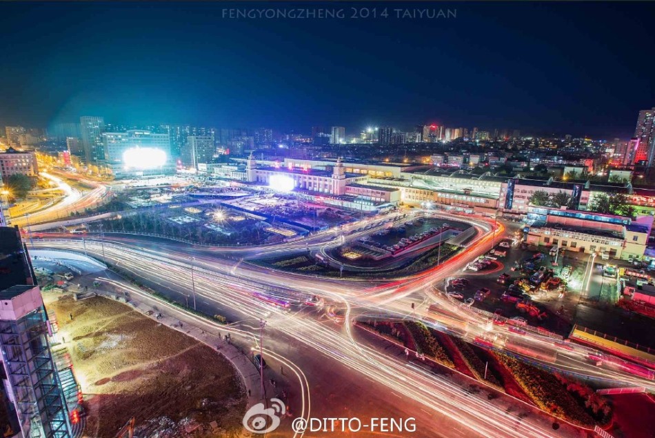 高空俯瞰太原火车站 夜景美轮美奂