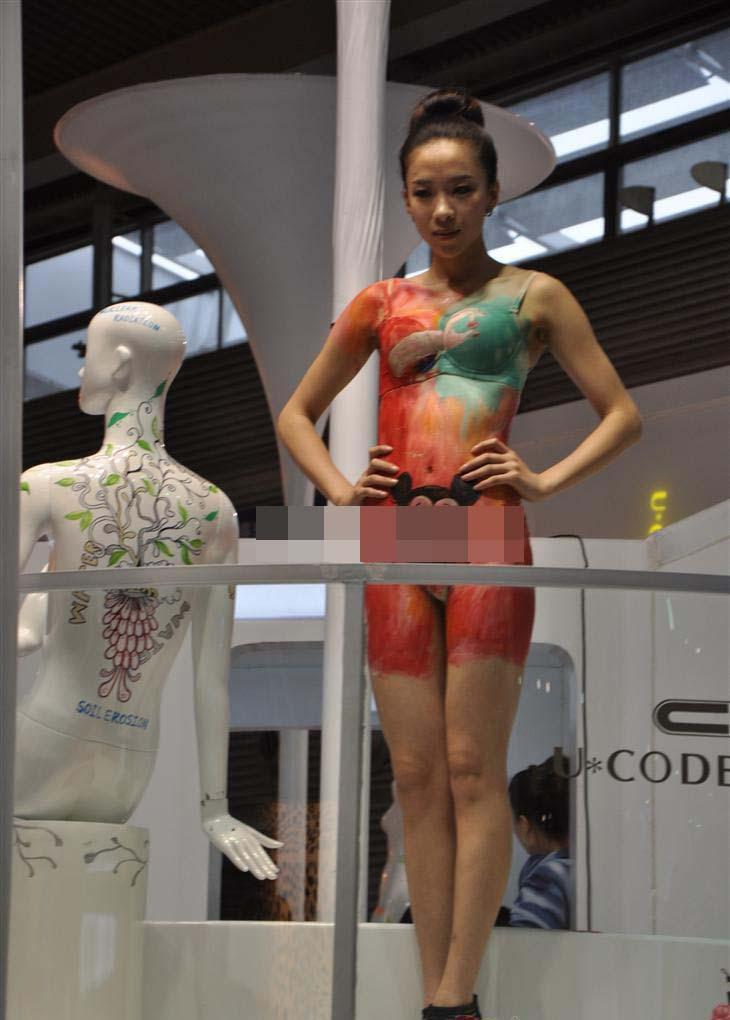 人体彩绘内衣_美女彩绘内衣