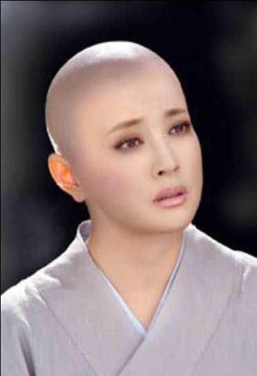 女生光头的图片 41831_1984620_174245.jpg