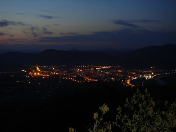 我们是一个县级市,市委书记是正厅,市长副厅,副