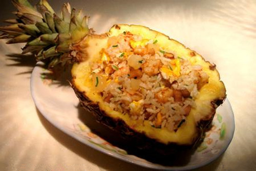芝士焗菠萝海鲜饭_芝士菠萝大虾饭_赛欧芝士黄(2)