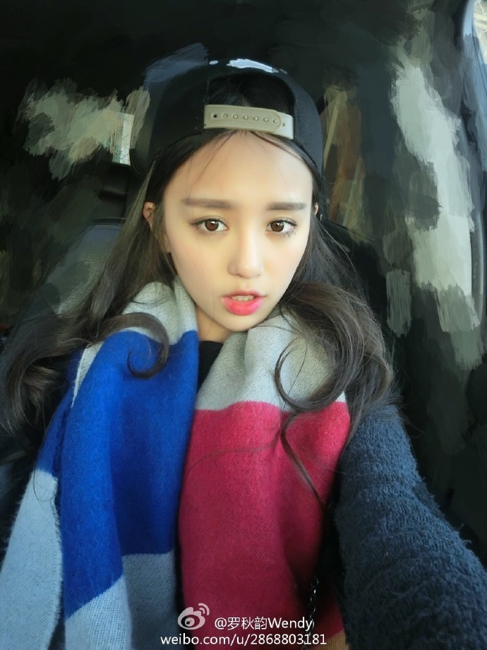 罗秋韵是位<em>重庆妹子</em>,<em>性格</em>开朗 川外校花清纯美