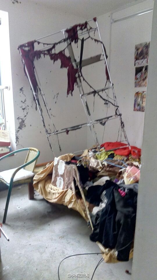 女子内衣被烧焦_金刚川张译被烧焦图片(3)