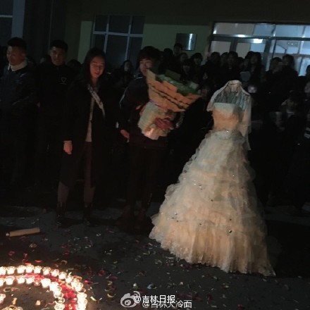 求婚需要准备什么工作 39335_5392376_448818.jpg