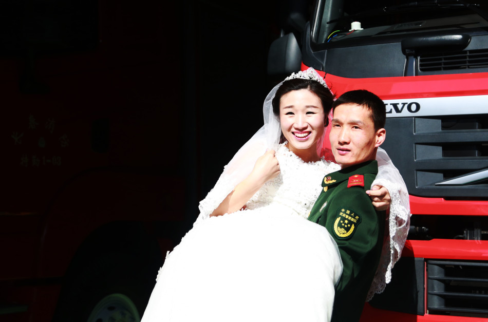 长沙照婚纱照_照婚纱照的日期(2)