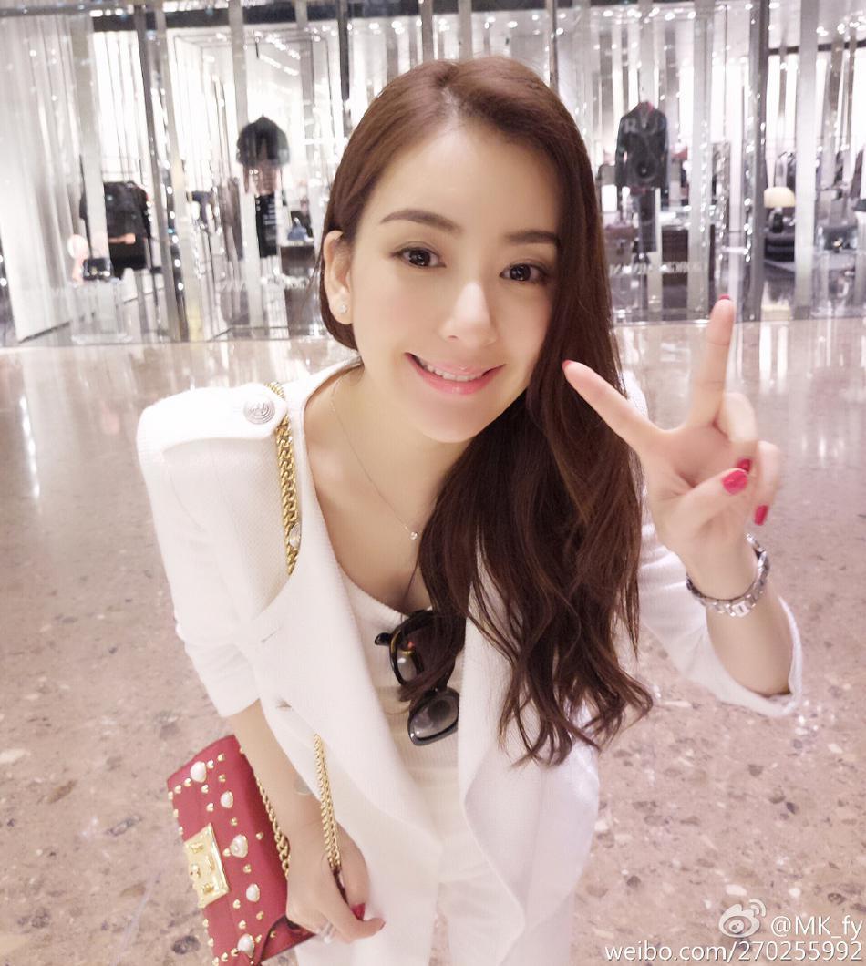 网红方媛正式晋升"天王嫂"绝色美颜不输女星