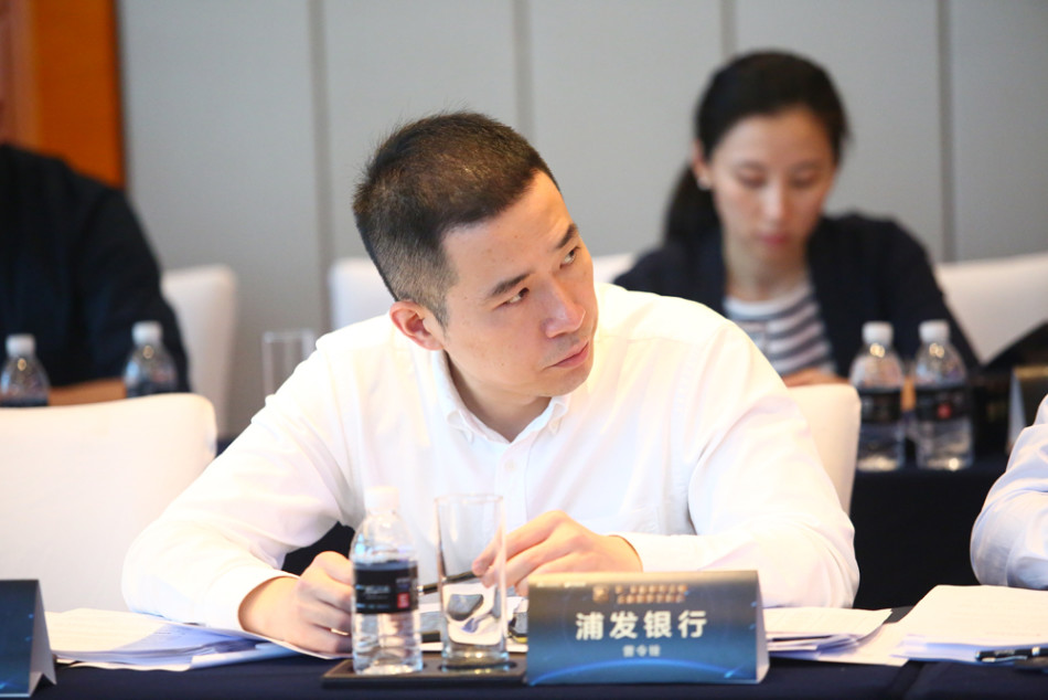 曾令铨 浦发银行