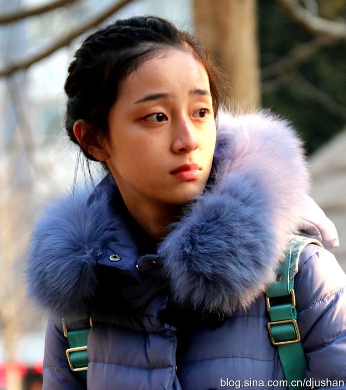 北影艺考现场鲜肉美女云集