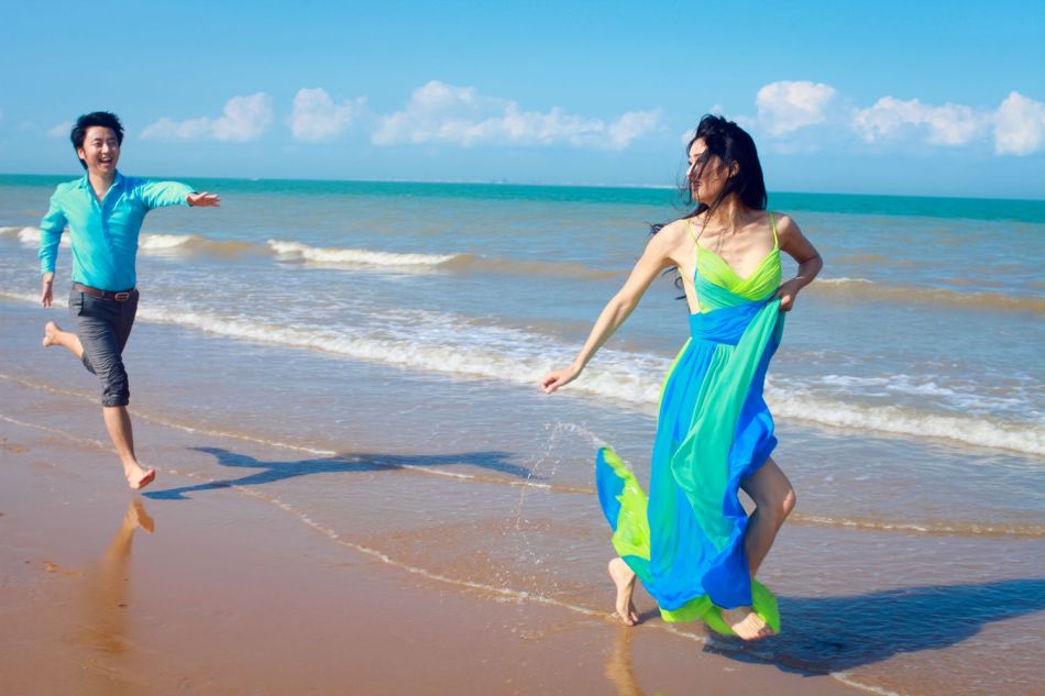婚纱外景海边_海边婚纱