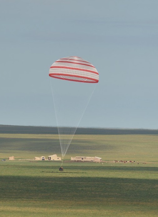 飞船返回舱着陆有多长时间 43954_58196_668274.jpg