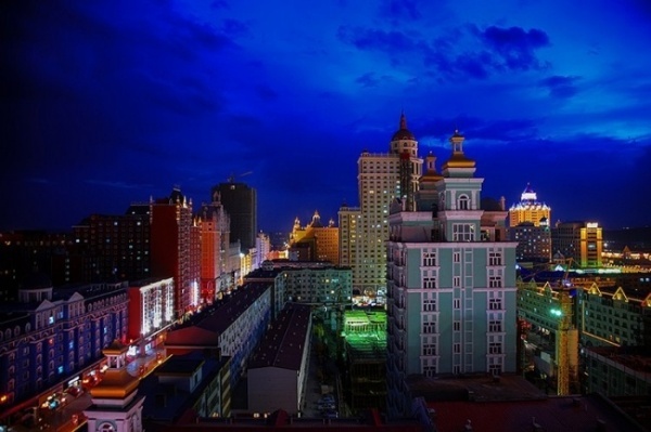 满洲里 人口_满洲里夜景