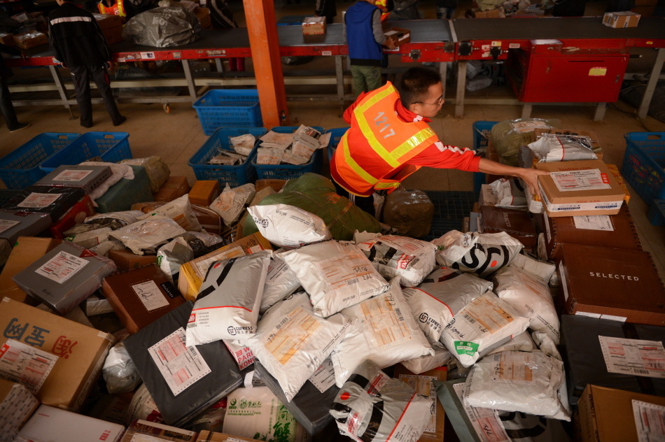 申通快递分拣员待遇怎么样.-在申通快递做快递