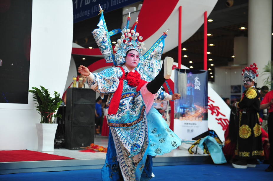 山东旅交会非遗展品成亮点