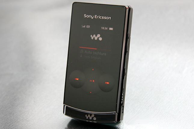 索尼爱立信 w980