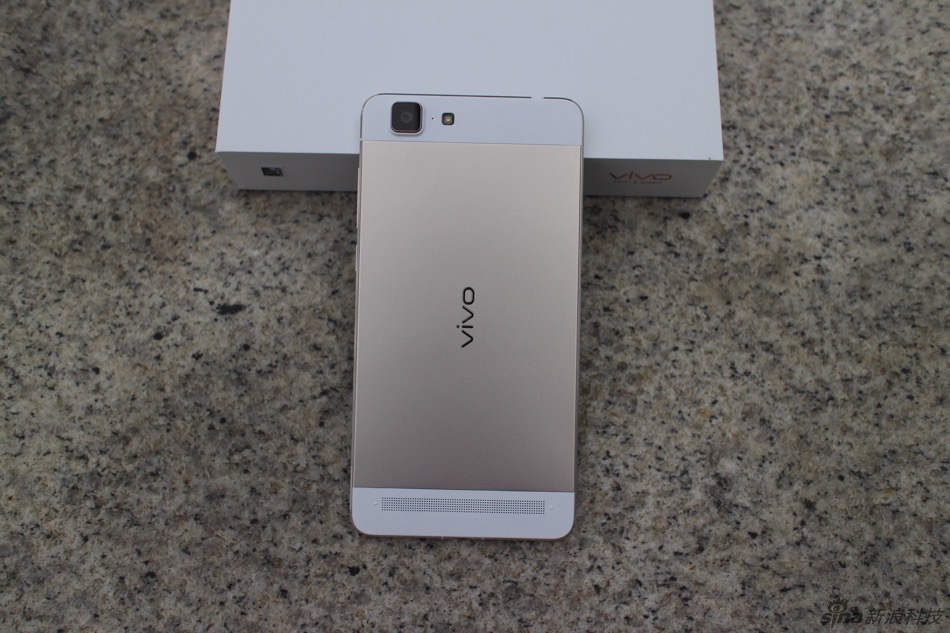 vivo手机大全图片价格 22298_1146253_821795.jpg