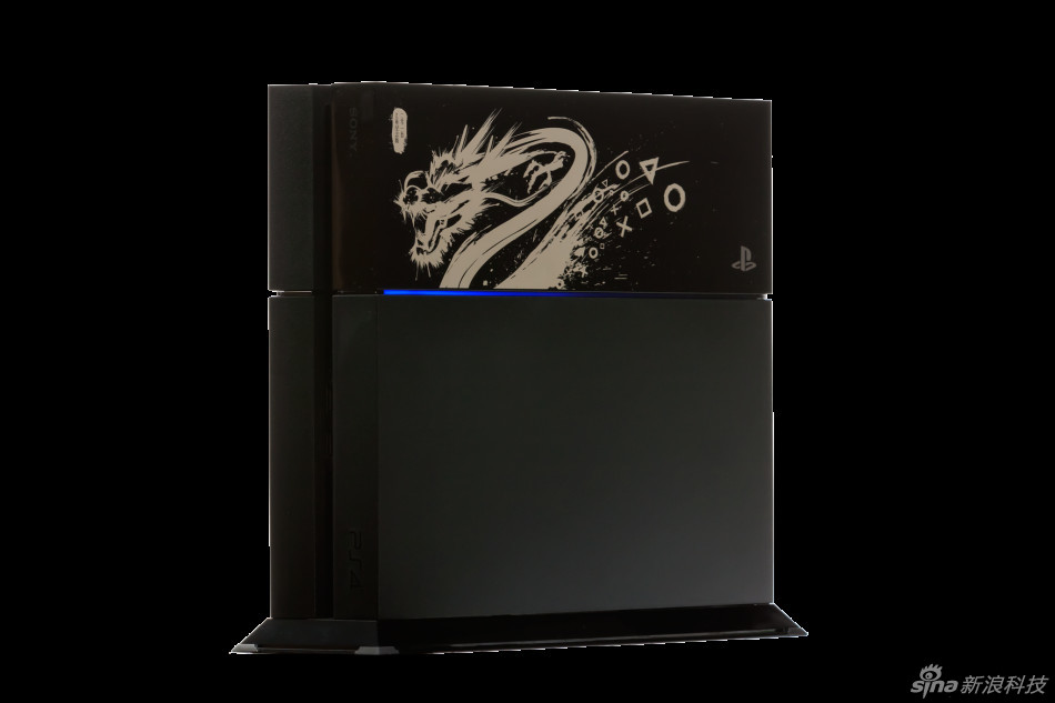 索尼天猫旗舰店独家发售限量龙版PS4和PSV