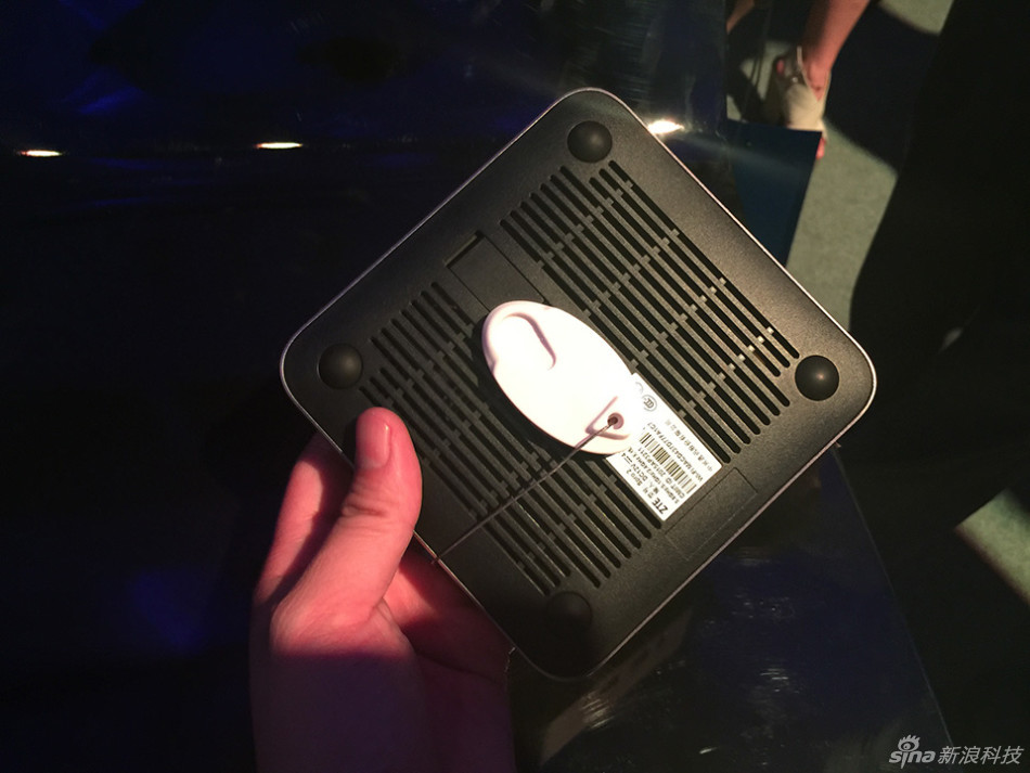 Spro2智能投影+AXON Watch上手图集 - 科技前