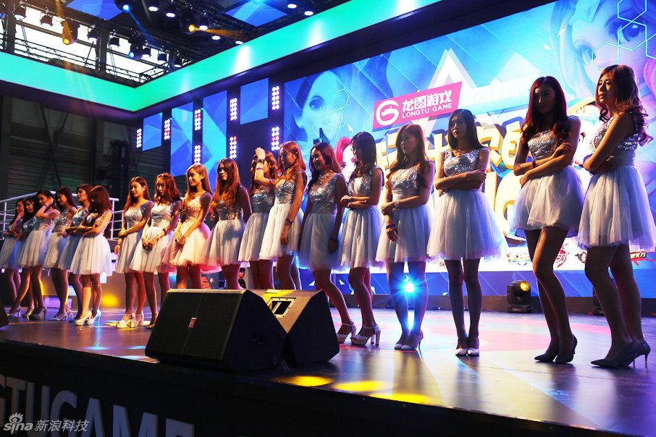 禁锢下的ChinaJoy：露胸改为露腿