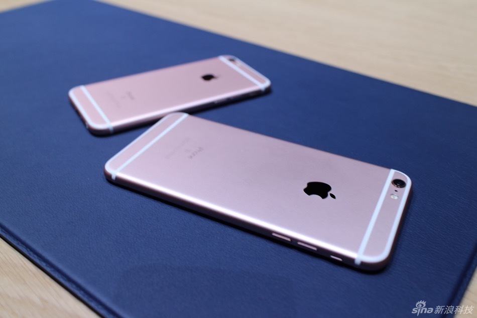 除手机产品外，此次苹果一口气还推出了二代Apple TV、iPad Pro在内的多款产品，下面我们就来看看本站编辑郭晓光从前方发来的多款产品现场实拍图。