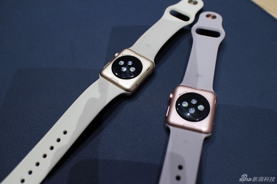 苹果推出了多个新版本的Apple Watch，包括新增配色、爱马仕版的皮制表带，以及多种颜色的表带。