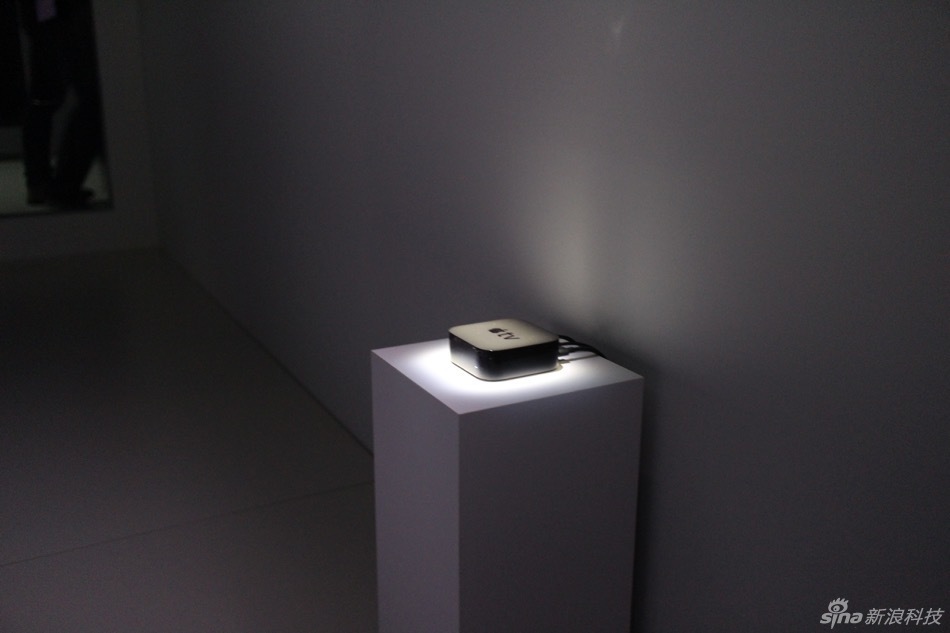 体感触控手柄 新版Apple TV现场实拍