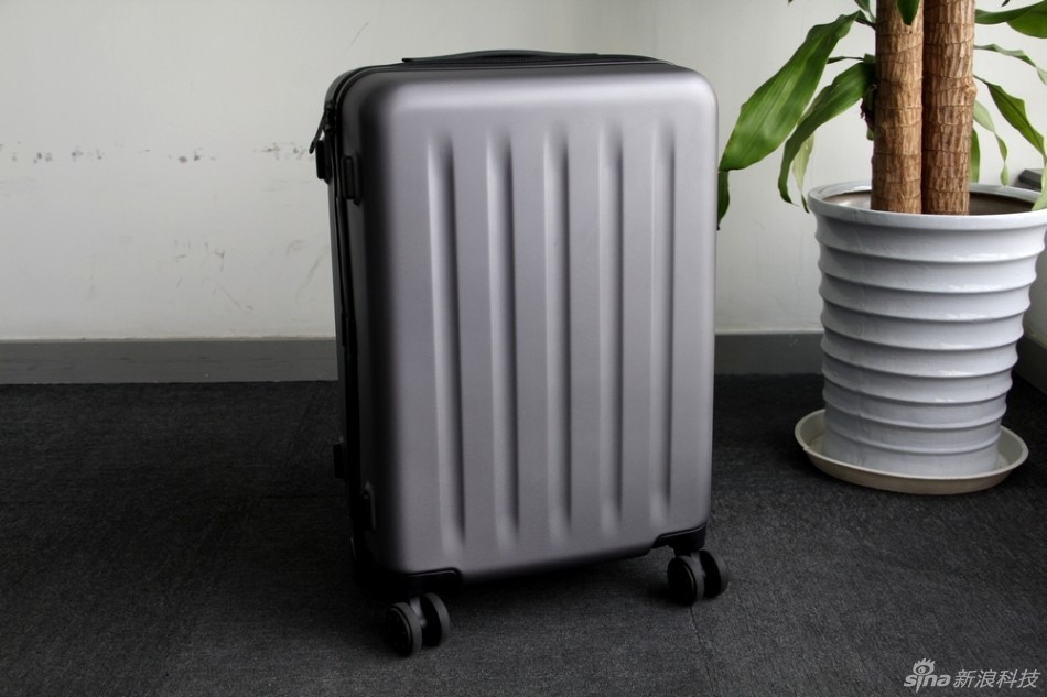 名叫90分售价299元 小米拉杆箱图赏(组图). 来