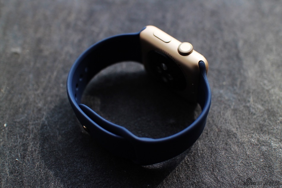 金色Apple Watch运动版手表实拍 - 科技前沿 - 