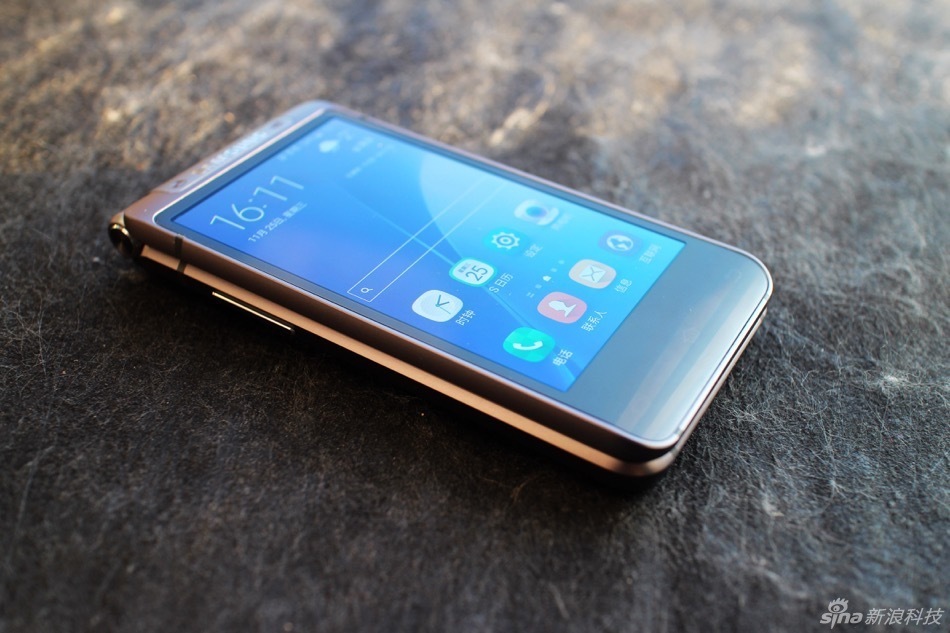 三星高端商务手机W2016实拍 - 科技前沿 - 紫呜