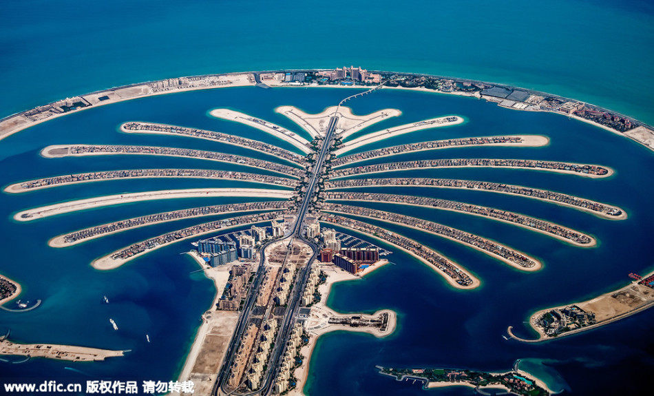 飞行员迪拜上空俯拍城市震动美景极尽奢华 - 科