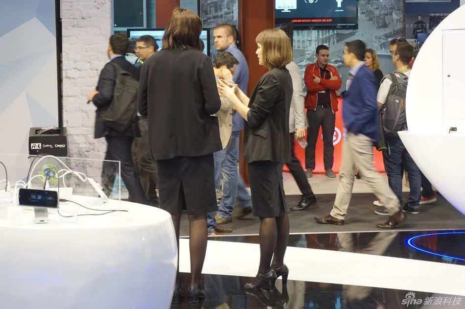 MWC 2016 Showgirl 妹子喂你吃棉花糖