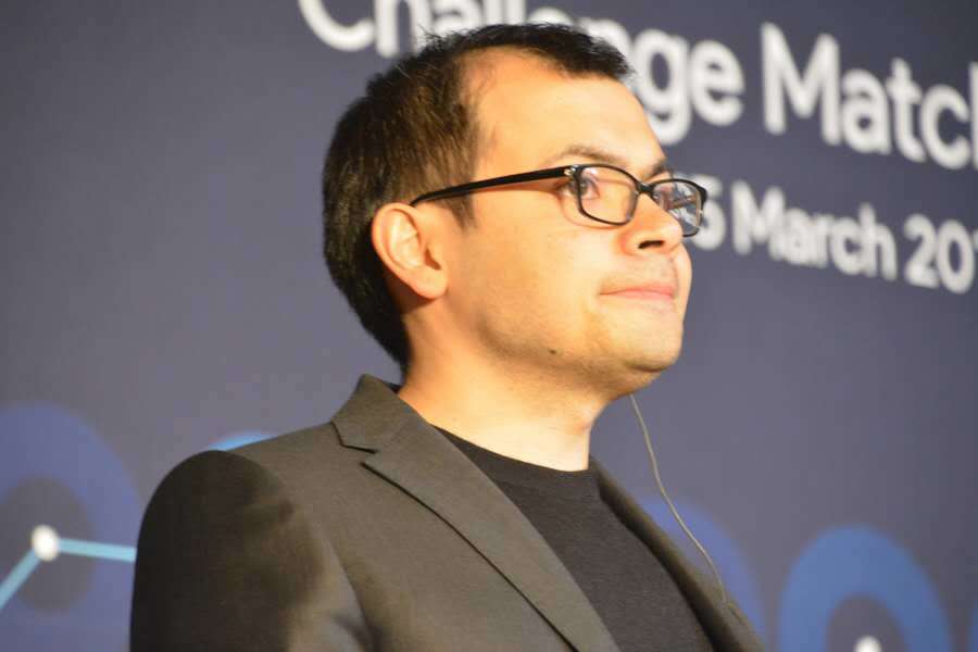 3月15日，谷歌AlphaGo与韩国棋手李世石的最后一场较量在首尔四季酒店展开。