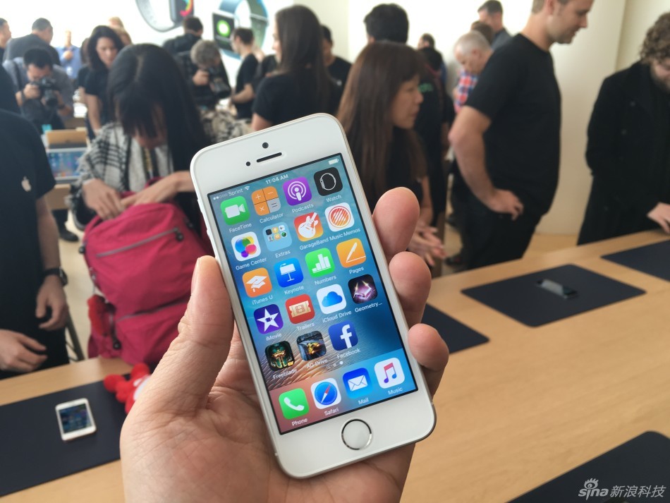 苹果干吗还发4寸新机:舍不得细分市场蛋糕|苹果