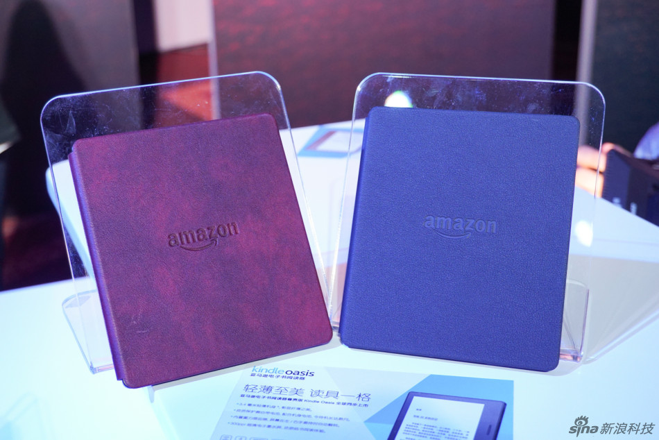 亚马逊Kindle Oasis实拍:超薄机身续航提升 - 科