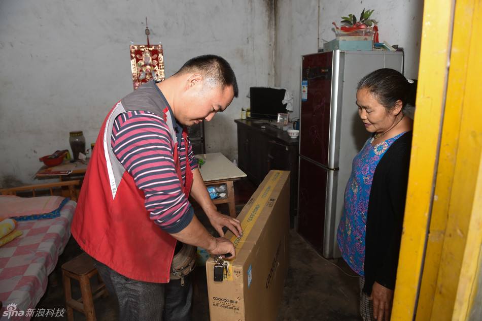 又来了!刘强东再次兼职做京东配送员 - 科技前