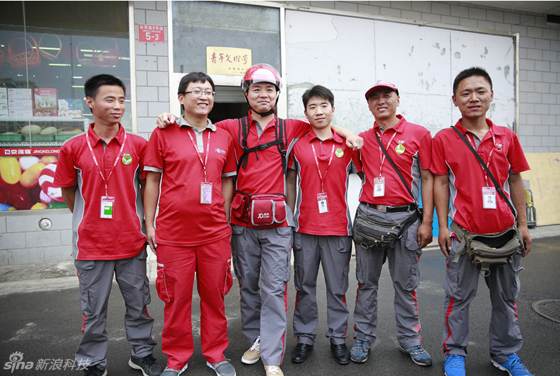 又来了!刘强东再次兼职做京东配送员 - 科技前