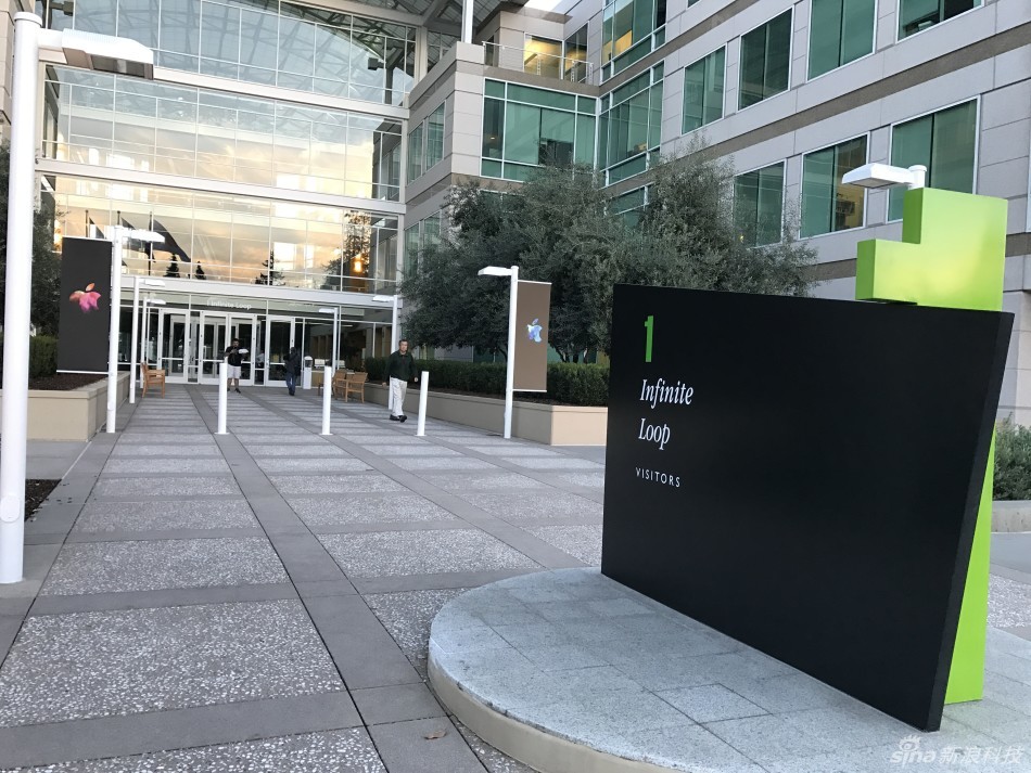 新MacBook发布地点画面竟是这样
