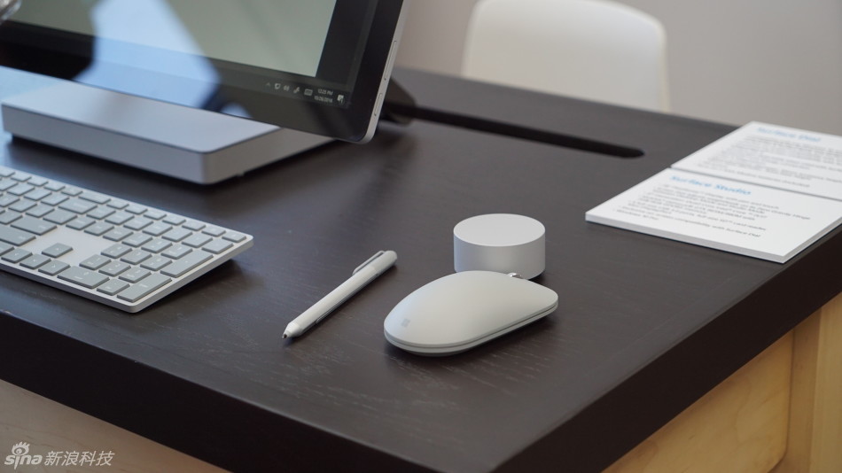 刚刚举办的微软新品发布会推出第一款专业一体机Surface Studio。