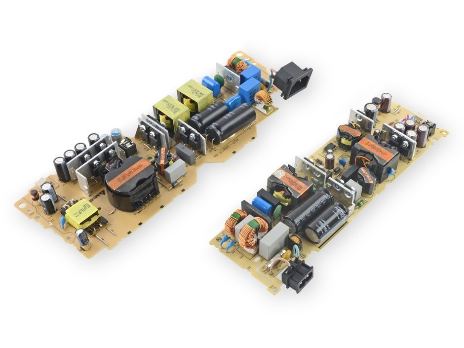 三明治内部长啥样 索尼PS4 Pro拆解图赏 - 科技