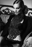 黑白调的时尚风格 冷峻性感的人像摄影