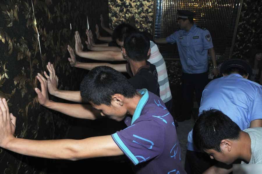 盘点近年来各地扫黄现场
