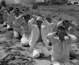 朝战“联合国”军虐待屠杀北朝鲜战俘照