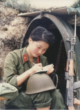 对越反击女兵的微笑