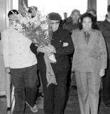 毛新宇少将少年照：在爷爷纪念堂修建工地劳动