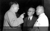 毛泽东诞辰纪念：毛泽东与国内外各界人士