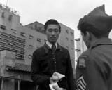 死亡笼罩下的民生：战后日本的黑市交易